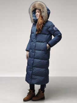 Пуховое пальто женское длинное зимнее с капюшоном большая 3
